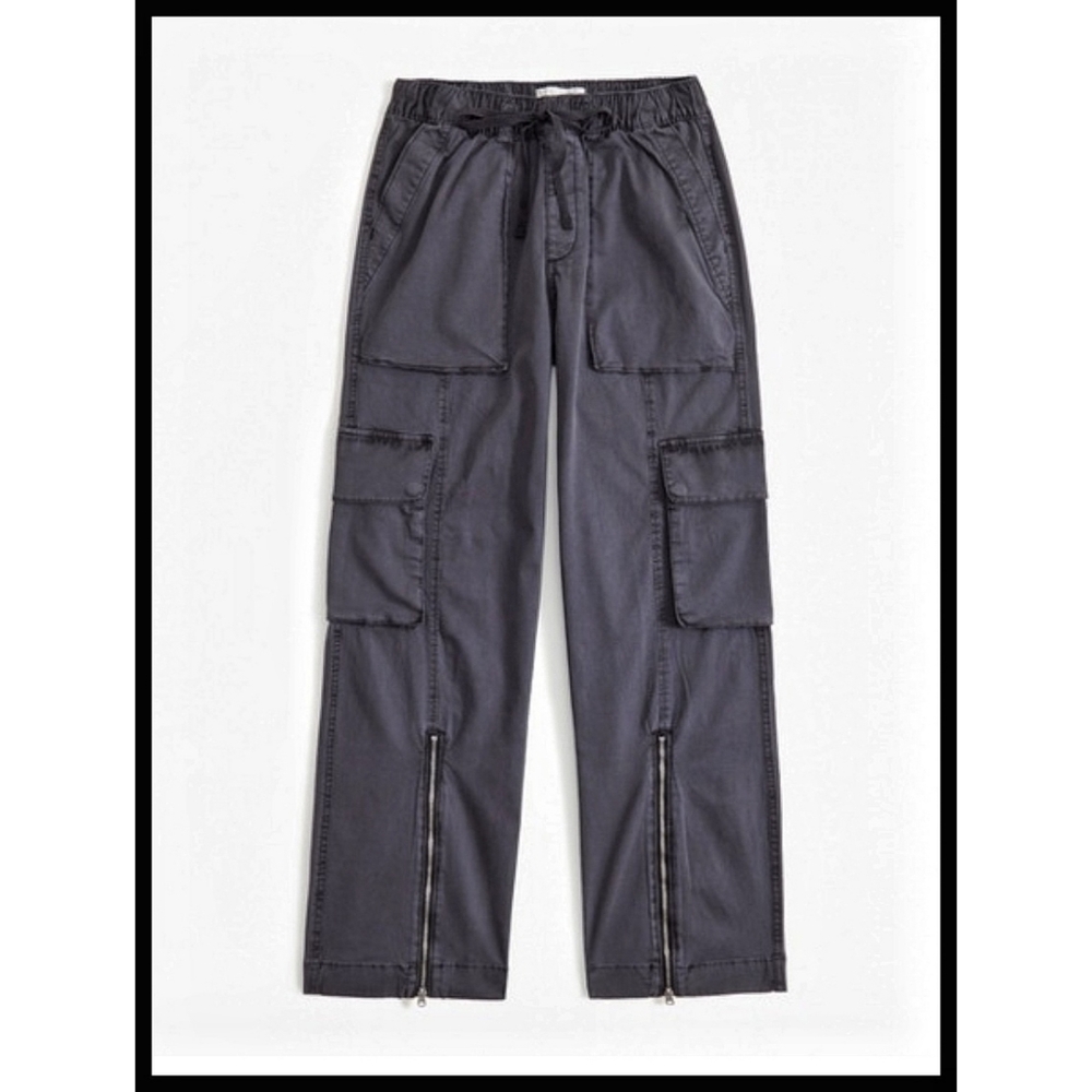 NWT Abercrombie & Fitch High Baggy Cargo Pants Garment Dyed Gray Medium Short
